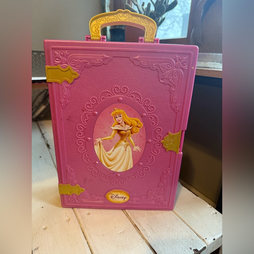 Disney Enchanted Tales Pop Up Storybook Castle Sleeping Beauty Aurora Portable